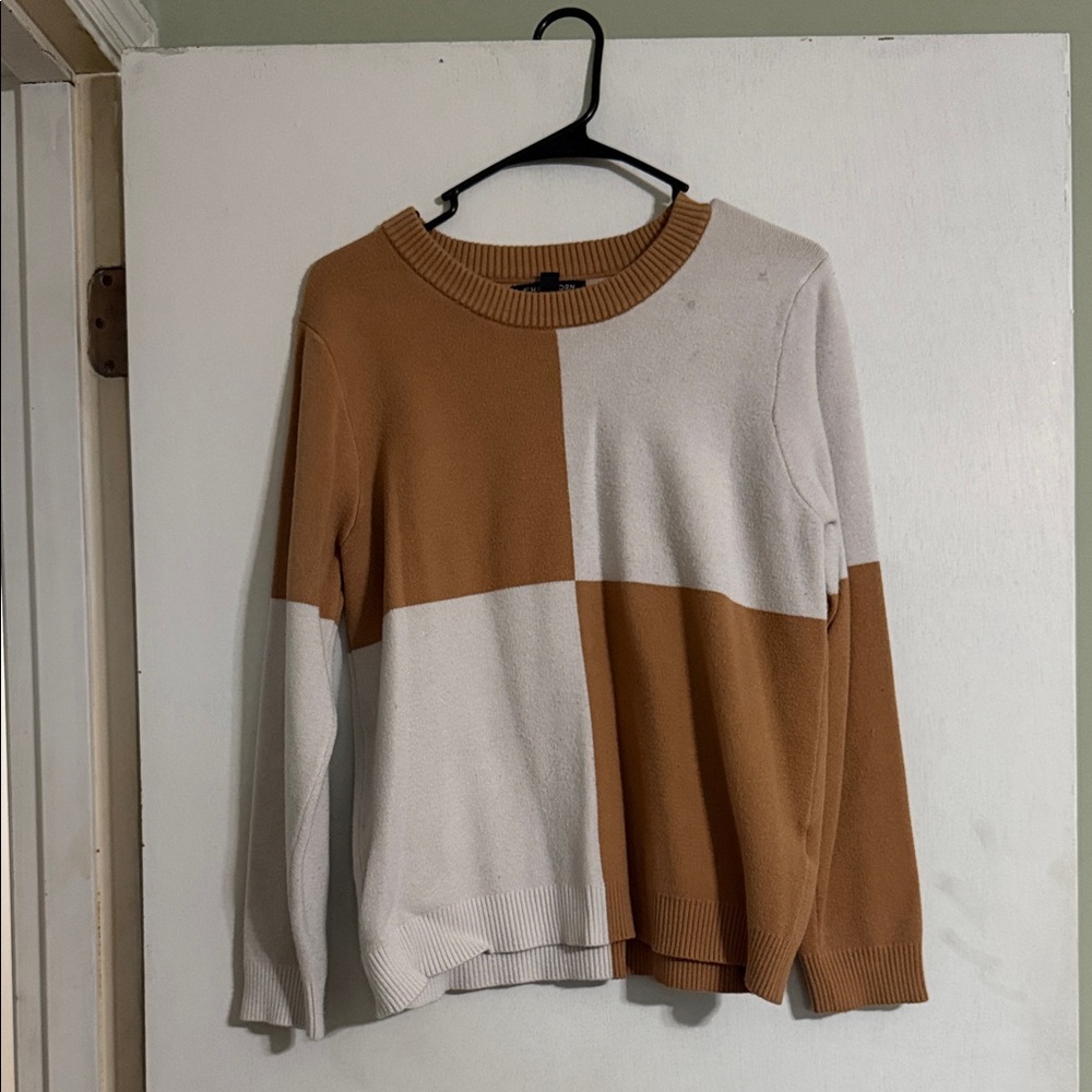 41 Hawthorn Tan and Cream Color Block Sweater